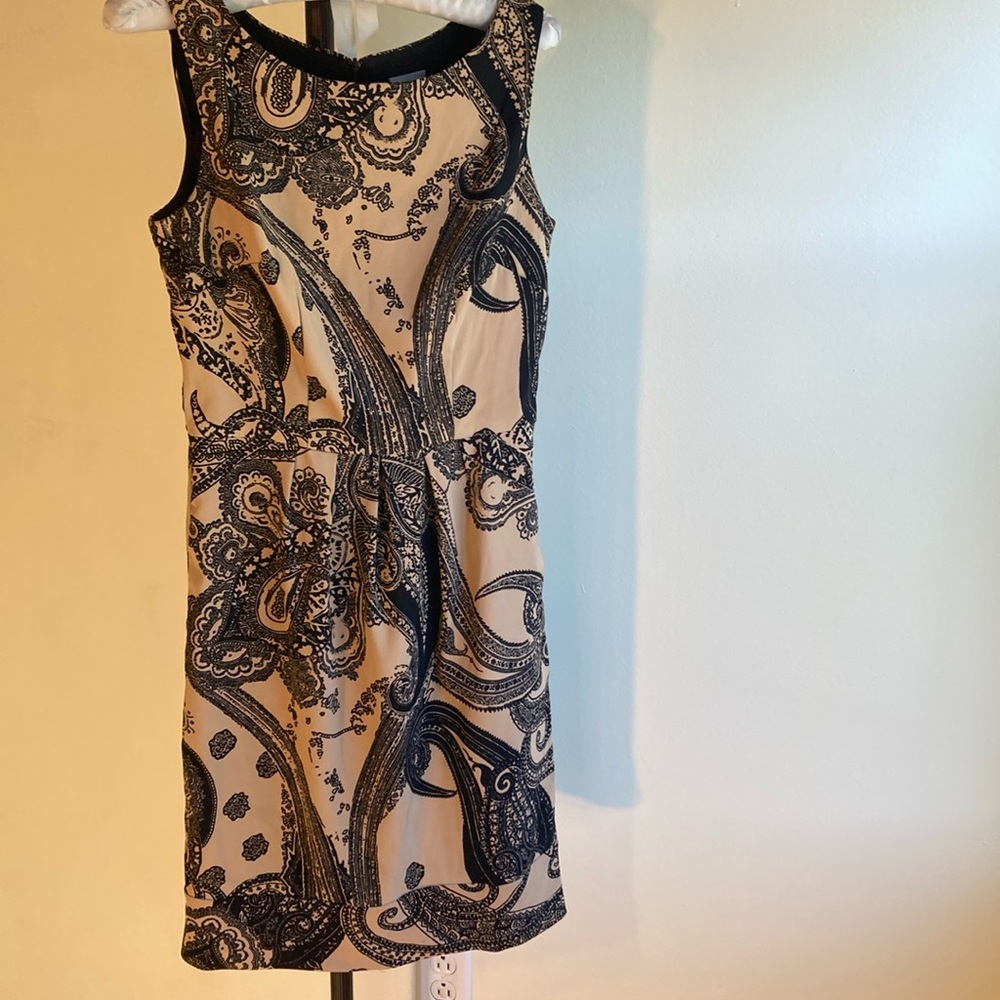Rabbit Designs- sleeve less dress 4
